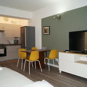 Navigli-darsena In The Heart Of The Apartment Milan