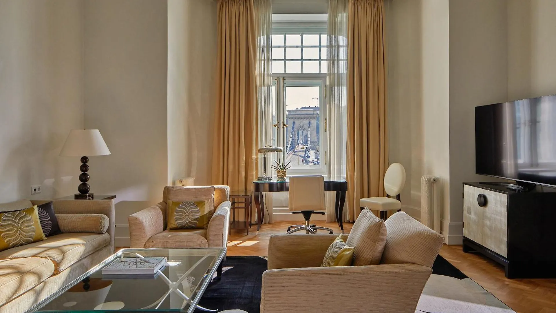 Four Seasons Hotel Gresham Palace בודפשט
